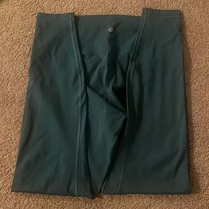 Lululemon wunder under teal leggings